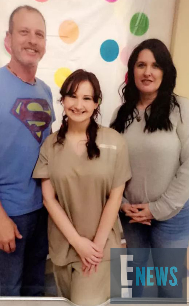 See The First Photos Of Gypsy Rose Blanchard With Her Fiance E Online Uk